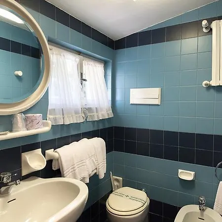 Hotel Serenella 3*