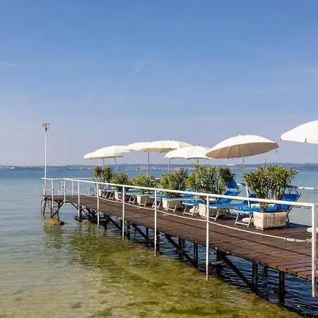 Serenella Σιρμιόνε