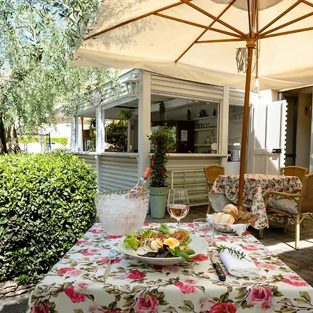 Serenella 3* Σιρμιόνε