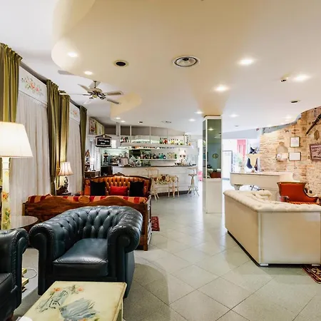 Ξενοδοχείο Serenella