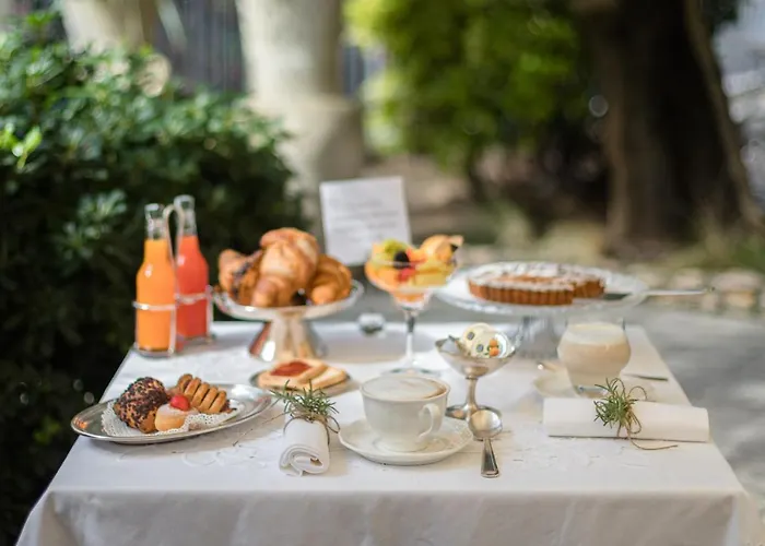 Serenella Сирмионе