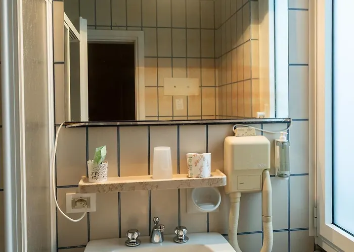 Serenella Hotell 3*