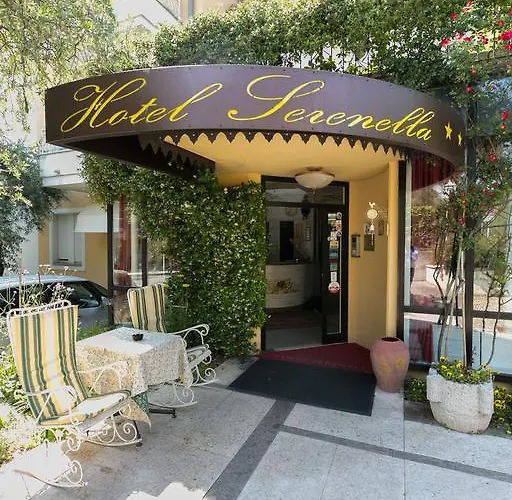 Отель Serenella Сирмионе